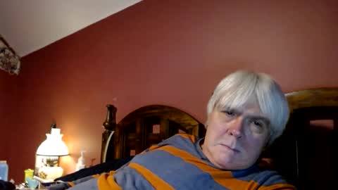 Snapshot of dug38 chatting on January 2, 2025, 12:55 am Doug online show from January 2, 2025, 12:55 am