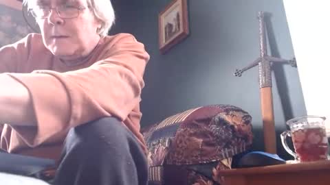 Snapshot of dug38 chatting on January 19, 2025, 7:15 pm Doug online show from January 19, 2025, 7:15 pm