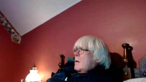 Snapshot of dug38 chatting on January 23, 2025, 1:08 am Doug online show from January 23, 2025, 1:08 am