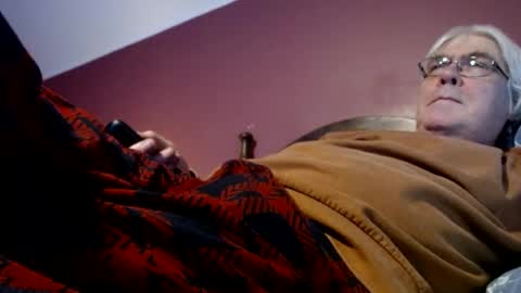 Snapshot of dug38 chatting on February 5, 2025, 6:04 pm Doug online show from February 5, 2025, 6:04 pm