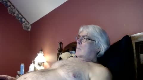 Snapshot of dug38 chatting on February 12, 2025, 2:45 am Doug online show from February 12, 2025, 2:45 am