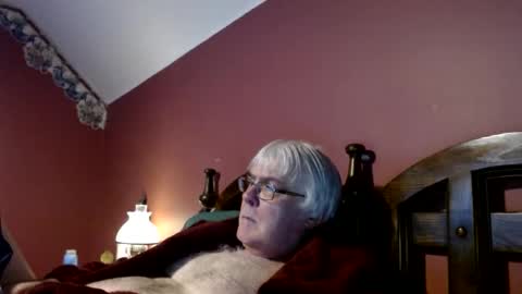 Snapshot of dug38 chatting on February 24, 2025, 2:08 am Doug online show from February 24, 2025, 2:08 am
