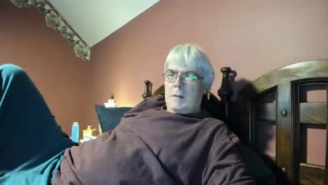 Snapshot of dug38 chatting on September 11, 2025, 12:27 pm Doug online show from September 11, 2025, 12:27 pm