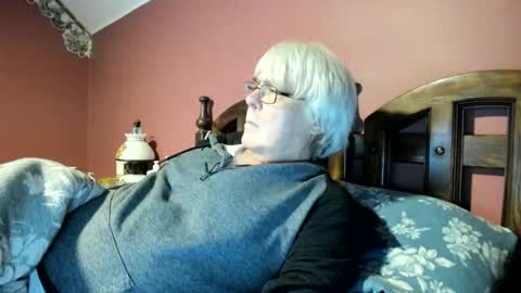 Snapshot of dug38 chatting on November 2, 2025, 1:30 am Doug online show from November 2, 2025, 1:30 am