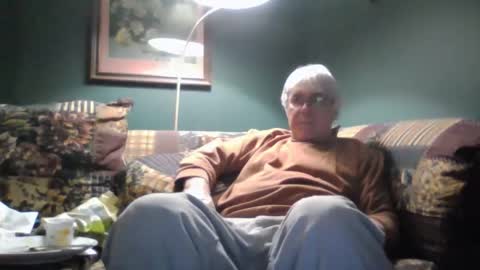 Snapshot of dug38 chatting on November 15, 2025, 12:30 am Doug online show from November 15, 2025, 12:30 am