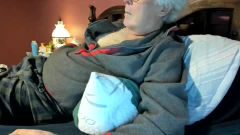 Snapshot of dug38 chatting on November 16, 2025, 3:17 pm Doug online show from November 16, 2025, 3:17 pm