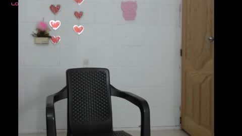 Snapshot of dulce_anita2 chatting on October 16, 2025, 10:00 pm Anita online show from October 16, 2025, 10:00 pm