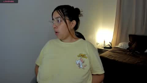 dulce brithany online show from November 30, 2025, 1:37 pm