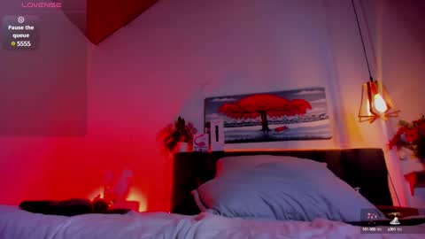 Snapshot of dulce_charlottee chatting on February 10, 2025, 11:34 pm DULCE online show from February 10, 2025, 11:34 pm