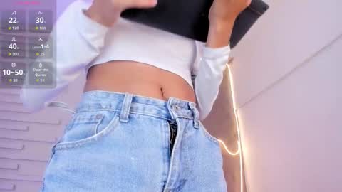 dulce_quintana online show from November 29, 2025, 12:19 pm