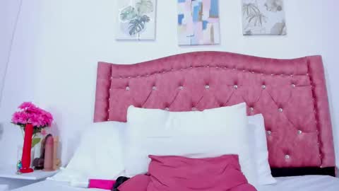 Snapshot of dulceangelita chatting on December 12, 2024, 7:37 pm Dulce online show from December 12, 2024, 7:37 pm