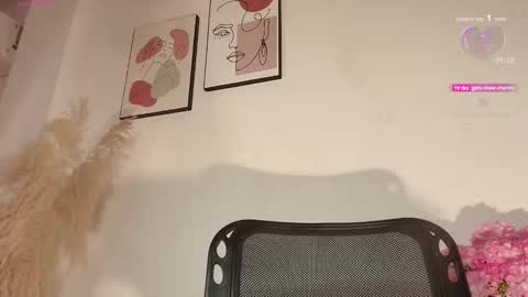 Snapshot of dulceboobs1 chatting on November 22, 2025, 1:21 pm dulceboobs1 online show from November 22, 2025, 1:21 pm