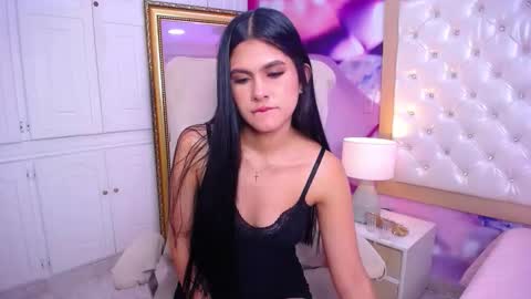 dulcee_rosee online show from November 25, 2025, 11:05 pm