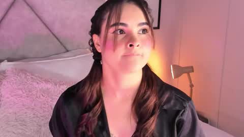 Snapshot of dulceegarcia chatting on November 2, 2025, 10:45 pm Dulcee Garcia online show from November 2, 2025, 10:45 pm