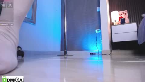 Dulce Rose online show from September 25, 2025, 11:08 pm