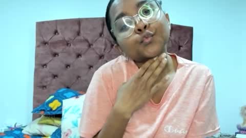 Snapshot of dulcetemtation14 chatting on November 21, 2025, 5:33 pm dulcetemtation14 online show from November 21, 2025, 5:33 pm