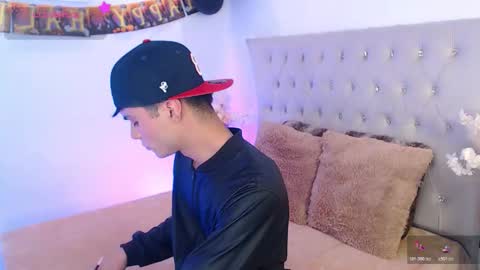 Dulcey online show from October 26, 2025, 4:07 am