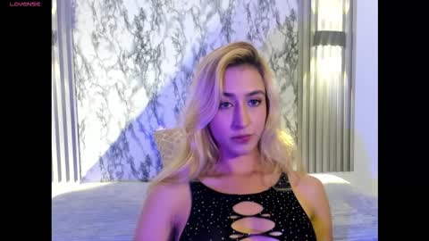 Snapshot of dulcinea_2 chatting on November 4, 2025, 7:13 pm dulcinea 2 online show from November 4, 2025, 7:13 pm