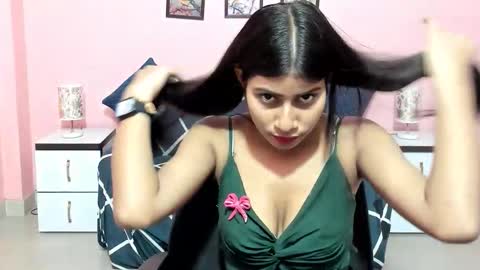 dumble_doree online show from September 18, 2025, 3:52 am