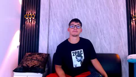 Dunkan online show from December 18, 2025, 11:38 am