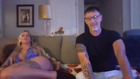 Snapshot of duo20 chatting on October 23, 2025, 6:17 pm DUO2069 online show from October 23, 2025, 6:17 pm