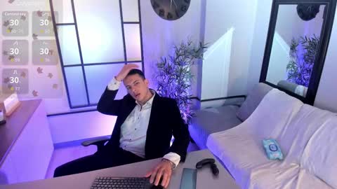 Dustin Sonne online show from September 15, 2025, 3:50 am