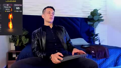 Dustin Sonne online show from October 30, 2025, 4:25 am