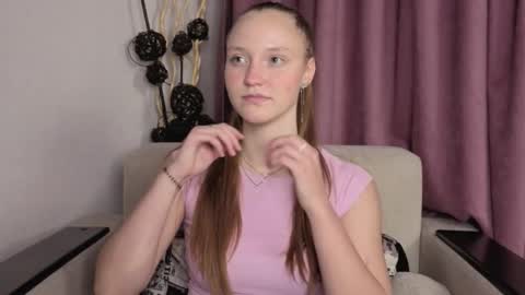 Jenny online show from December 2, 2025, 7:42 pm