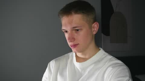 Snapshot of dustyn_fox chatting on January 27, 2025, 10:06 am Dustyn online show from January 27, 2025, 10:06 am