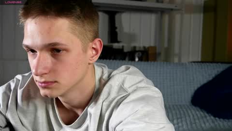 Snapshot of dustyn_fox chatting on February 5, 2025, 2:48 pm Dustyn online show from February 5, 2025, 2:48 pm