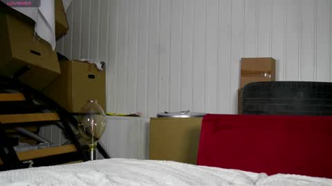 Snapshot of dustyn_fox chatting on February 15, 2025, 3:06 pm Dustyn online show from February 15, 2025, 3:06 pm