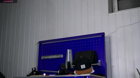 Snapshot of dustyn_fox chatting on November 14, 2025, 3:11 pm Dustyn online show from November 14, 2025, 3:11 pm