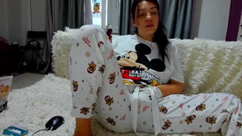 dayana online show from February 3, 2025, 5:51 am