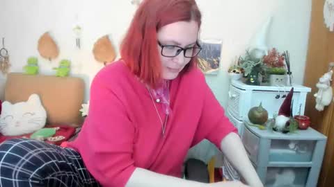 Snapshot of dyannelovee chatting on March 6, 2025, 8:30 am Dyanne online show from March 6, 2025, 8:30 am