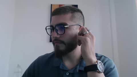 dylanhot10 online show from September 15, 2025, 9:37 pm