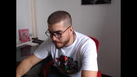 dylanhot10 online show from October 11, 2025, 9:02 pm