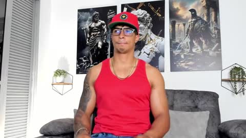 Snapshot of dylanrivera_ chatting on February 1, 2025, 12:29 am Dylan Rivera online show from February 1, 2025, 12:29 am