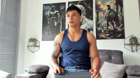 Snapshot of dylanrivera_ chatting on February 4, 2025, 3:15 pm Dylan Rivera online show from February 4, 2025, 3:15 pm