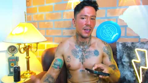 D Y L A N online show from March 12, 2025, 3:24 am