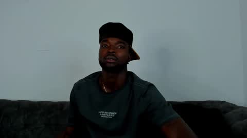 Snapshot of dylantaylor_1 chatting on October 26, 2025, 3:45 am Dylan Taylor online show from October 26, 2025, 3:45 am