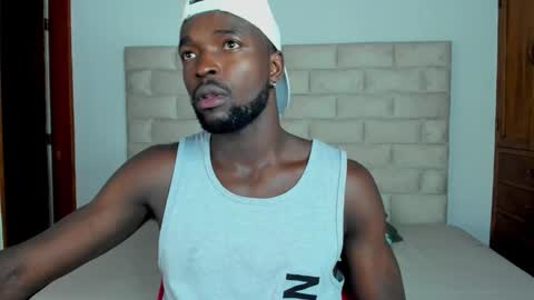 Snapshot of dylantaylor_1 chatting on November 8, 2025, 11:54 am Dylan Taylor online show from November 8, 2025, 11:54 am