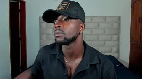 Snapshot of dylantaylor_1 chatting on November 24, 2025, 12:27 pm Dylan Taylor online show from November 24, 2025, 12:27 pm