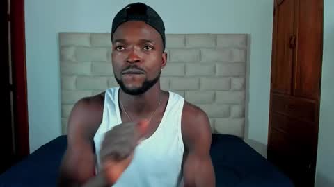 Snapshot of dylantaylor_1 chatting on November 25, 2025, 12:49 pm Dylan Taylor online show from November 25, 2025, 12:49 pm