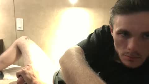 Snapshot of dylp400 chatting on January 25, 2025, 11:54 pm dylp400 online show from January 25, 2025, 11:54 pm