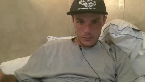 Snapshot of dylp400 chatting on January 29, 2025, 8:40 am dylp400 online show from January 29, 2025, 8:40 am