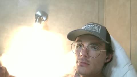 Snapshot of dylp400 chatting on March 5, 2025, 7:05 am dylp400 online show from March 5, 2025, 7:05 am