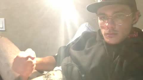 Snapshot of dylp400 chatting on March 8, 2025, 11:16 am dylp400 online show from March 8, 2025, 11:16 am