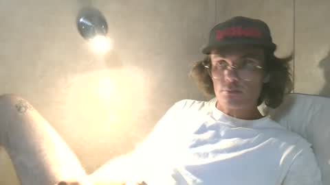 Snapshot of dylp400 chatting on September 10, 2025, 5:07 am dylp400 online show from September 10, 2025, 5:07 am