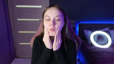 Dyna online show from October 9, 2025, 1:47 am