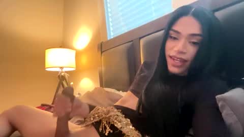 Dynasty online show from November 11, 2025, 5:13 pm